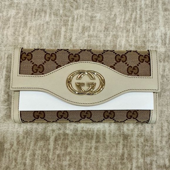 ✨💎NWT💎✨ GUCCI GG SUKEY WALLET. FULL INCLUSION. PURCHASED IN STORE. - Picture 8 of 10